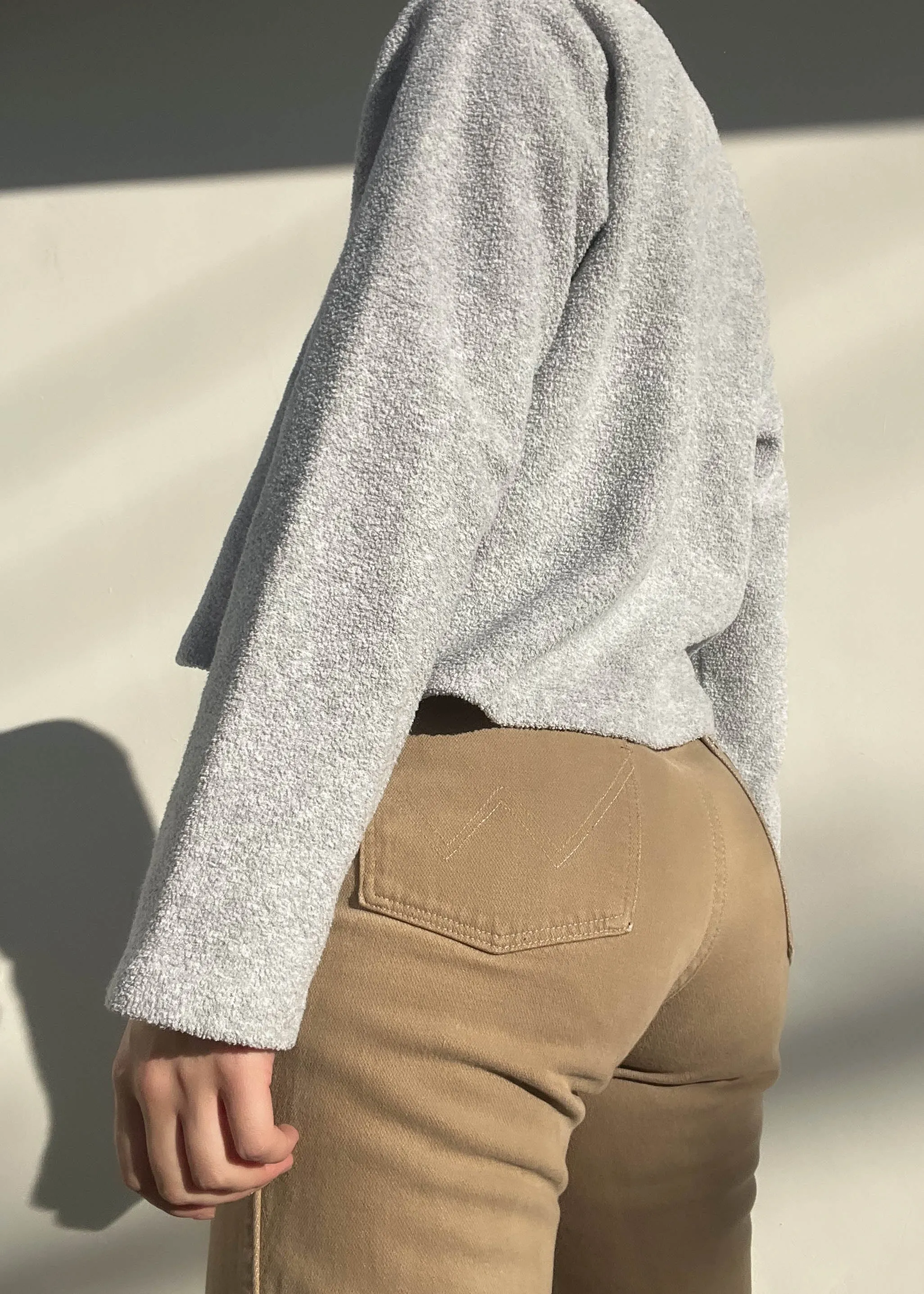 90's Taz Coffee Pullover (M)