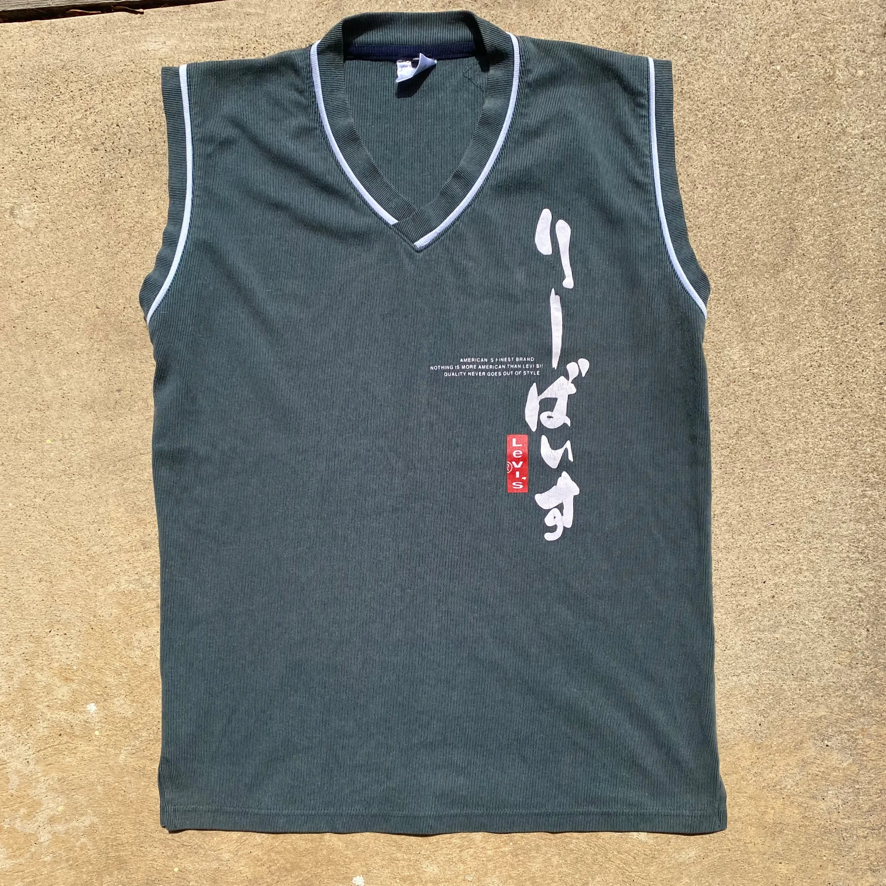 Levi’s V Neck Cotton Vest / Tank Top Shirt