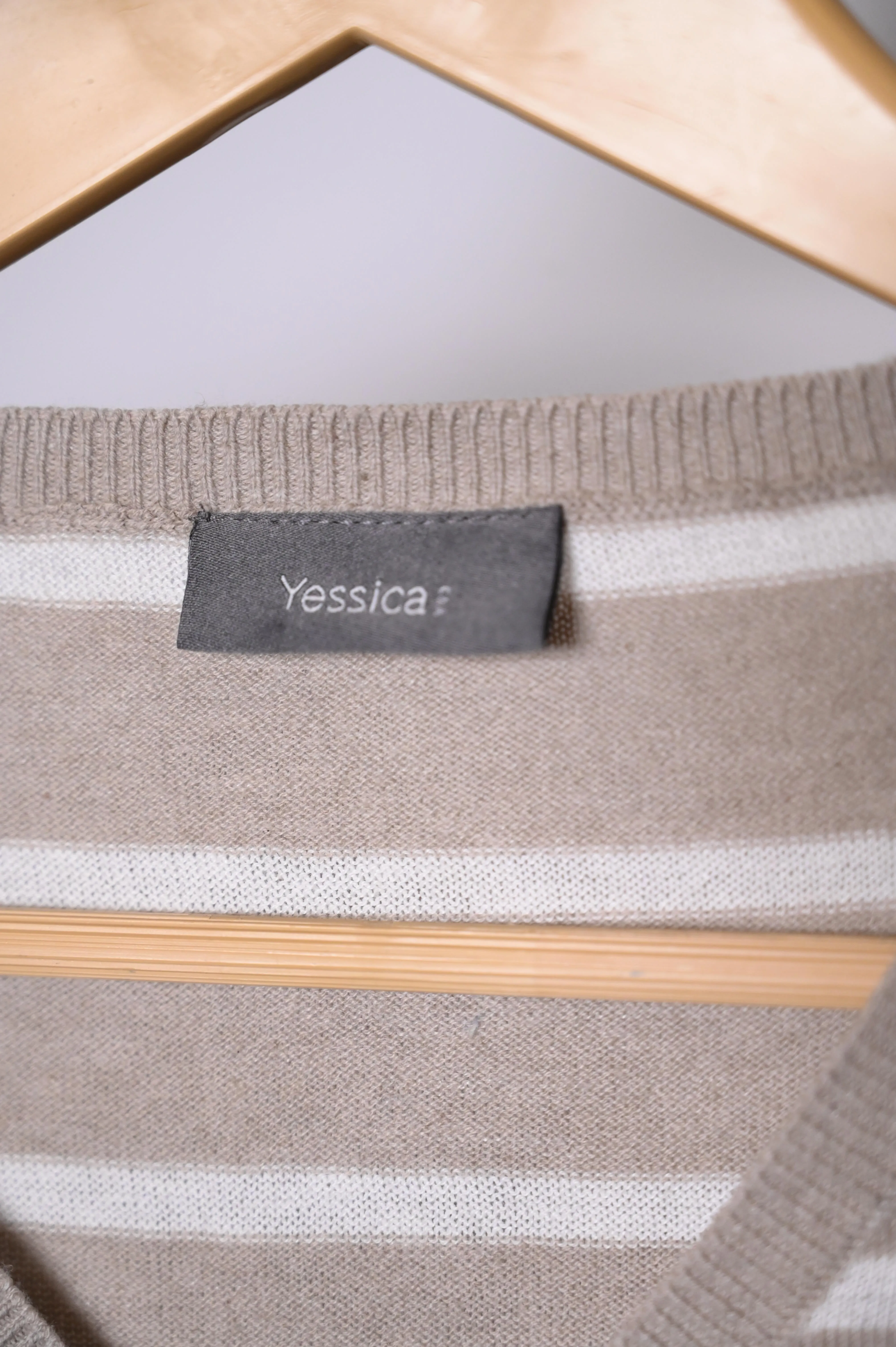 Yessica Fawn Sweatshirt - Large